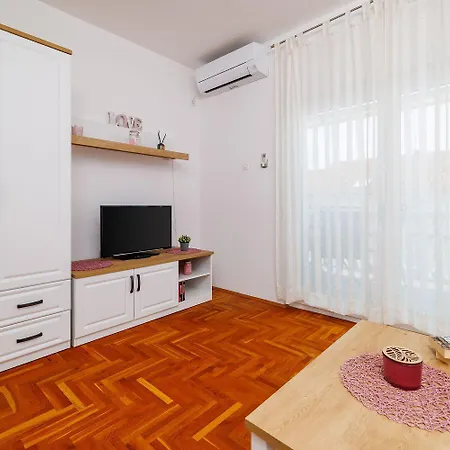 Malerisches Nur 150 Meter Zum Mit Jacuzzi, Pool, Meerblick, Billard Apartament *