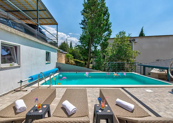 Malerisches Nur 150 Meter Zum Mit Jacuzzi, Pool, Meerblick, Billard * Dramalj