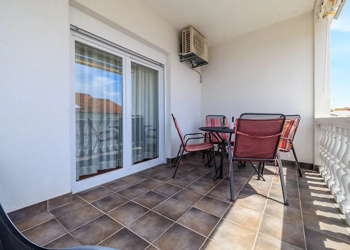 Malerisches Nur 150 Meter Zum Mit Jacuzzi, Pool, Meerblick, Billard Appartement *