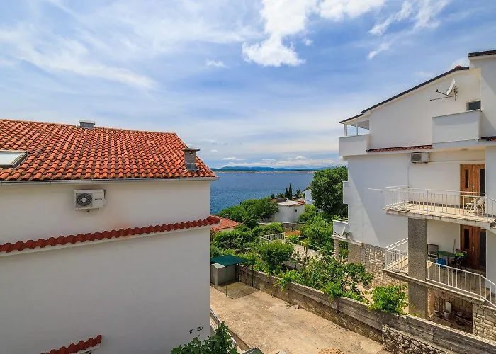 Malerisches Nur 150 Meter Zum Mit Jacuzzi, Pool, Meerblick, Billard Appartement