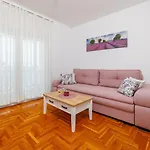 Apartment Malerisches Nur 150 Meter Zum Mit Jacuzzi, Pool, Meerblick, Billard *